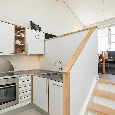 Four-bedroom Holiday In 度假居