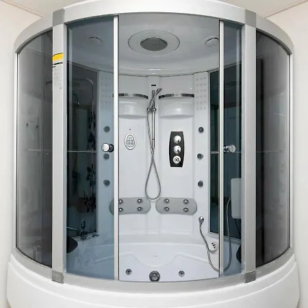 Four-bedroom Holiday In